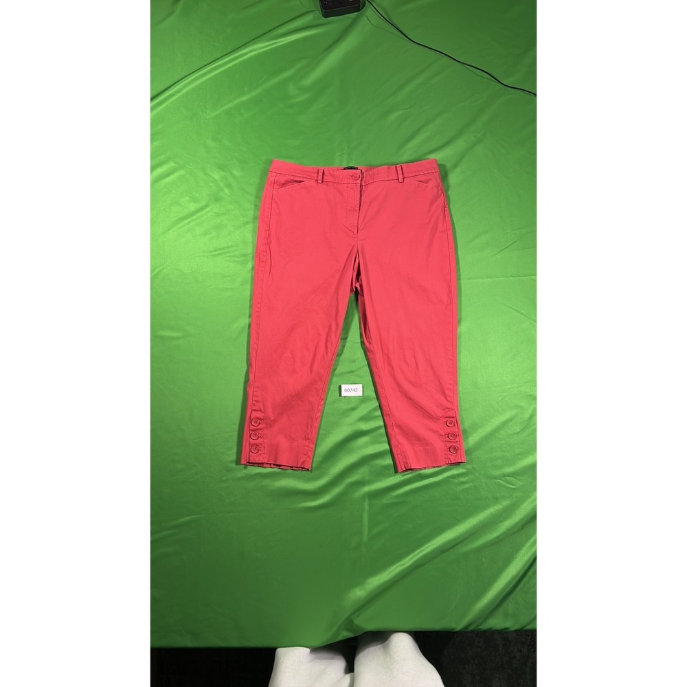 Talbots The Perfect Skimmer Coral Pink Capri Pants Button Detail Womens 12
